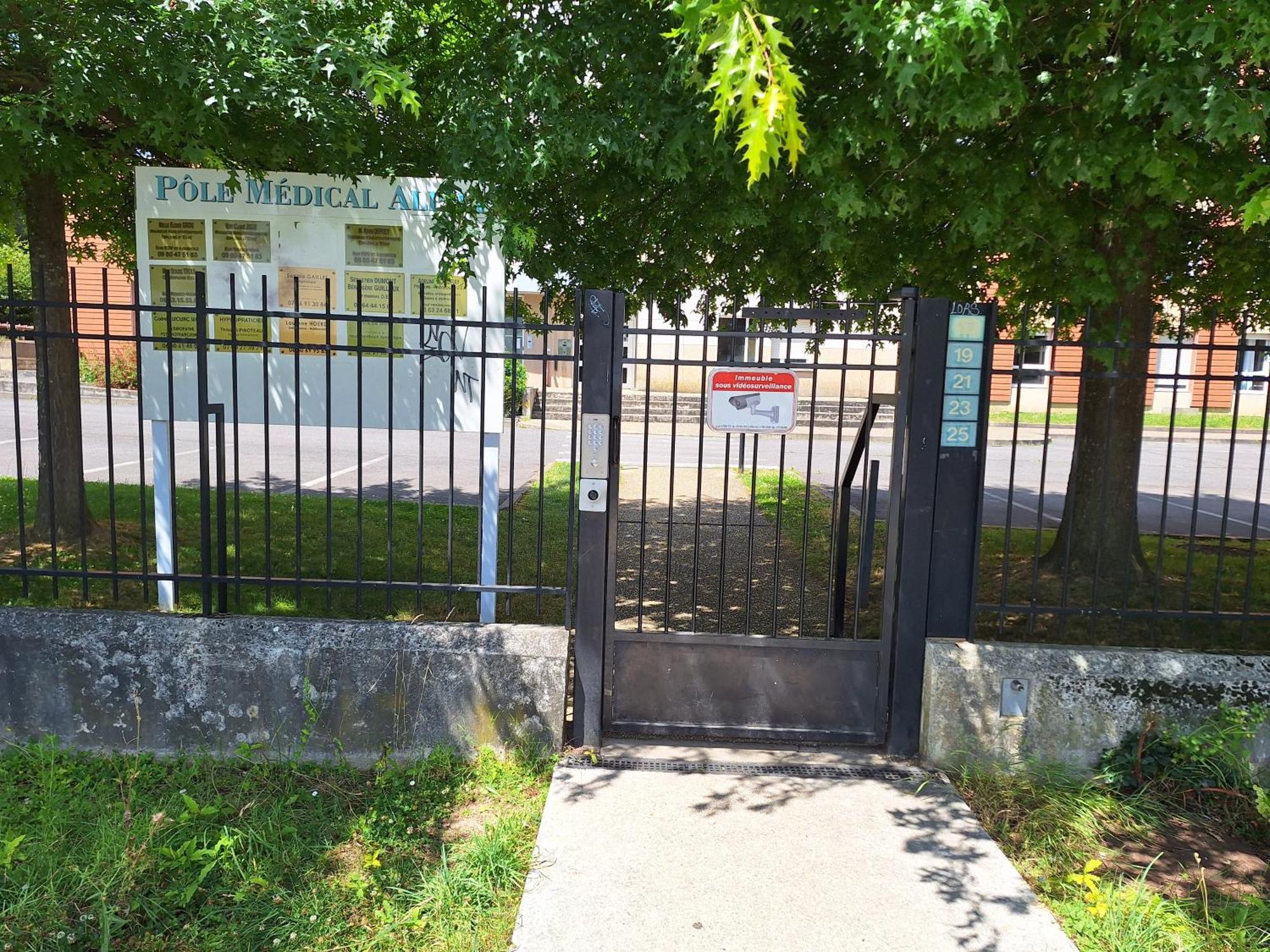 Studio Alpha - 2Min By Train To Disneyland Or 20Min Walk - 5Min Walk To "Val D'Europe" Station Montévrain Exterior foto