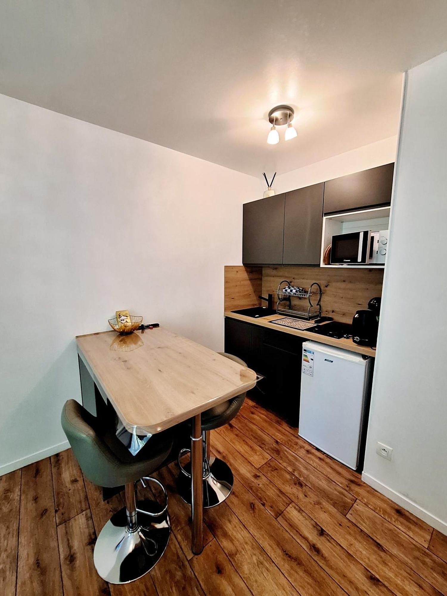 Studio Alpha - 2Min By Train To Disneyland Or 20Min Walk - 5Min Walk To "Val D'Europe" Station Montévrain Exterior foto